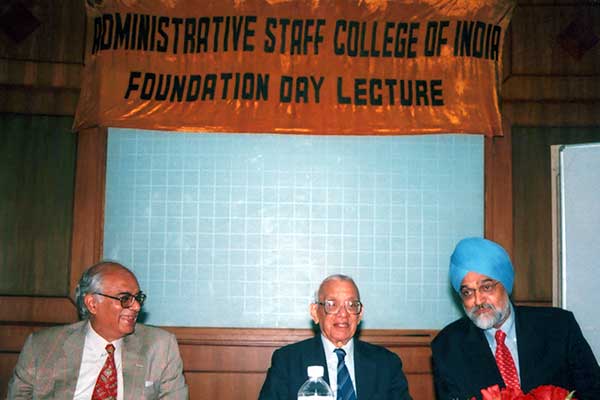 Dr Montek Singh Ahluwalia, Former Deputy Chairman of Planning Commission, GoI during his visit to AS
